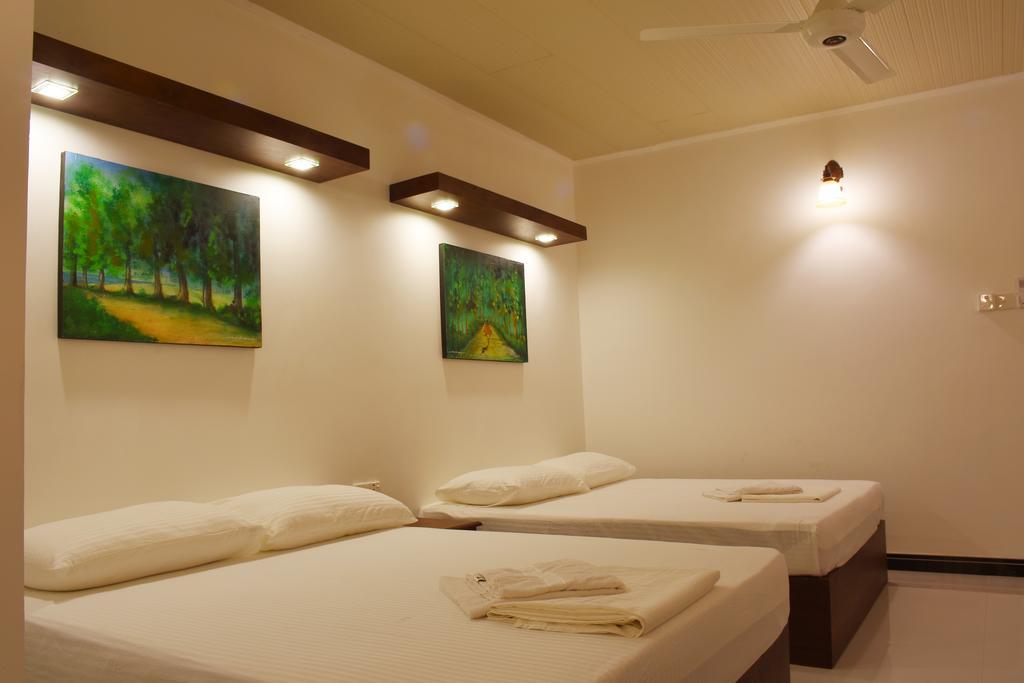 Sadula Holiday Resort 아누라다푸라 외부 사진