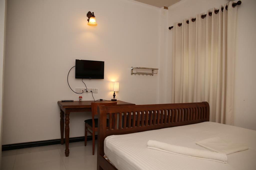 Sadula Holiday Resort 아누라다푸라 외부 사진